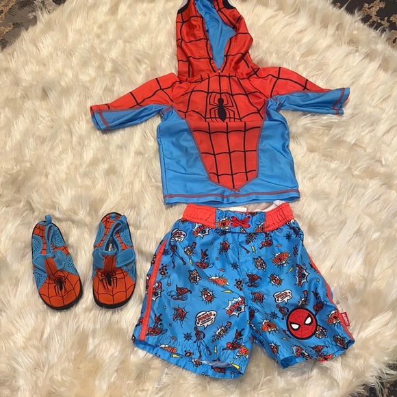 Disney Spider Man 4T Rash Gard and swim shorts and waterproof shoes - Picture 1 of 6